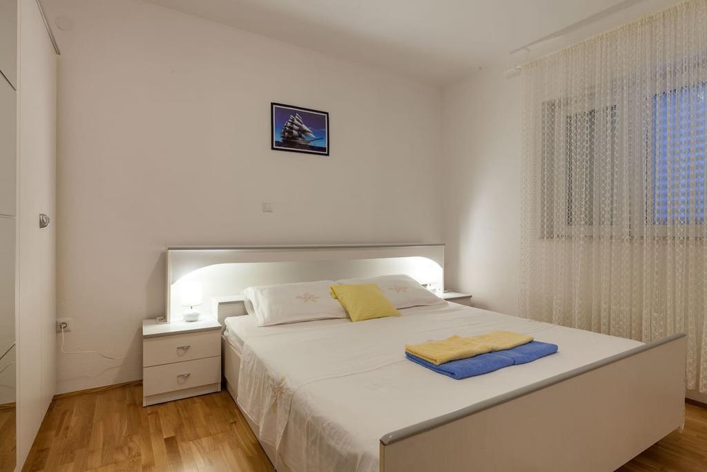 Apartmani Sanja Suta Podstrana Exteriör bild