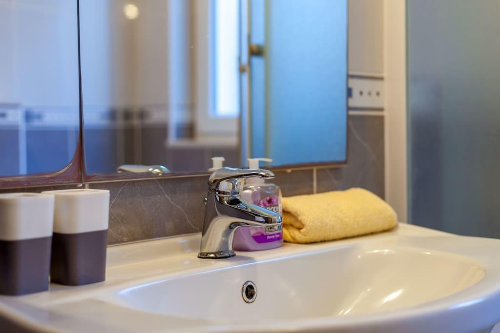 Apartmani Sanja Suta Podstrana Exteriör bild